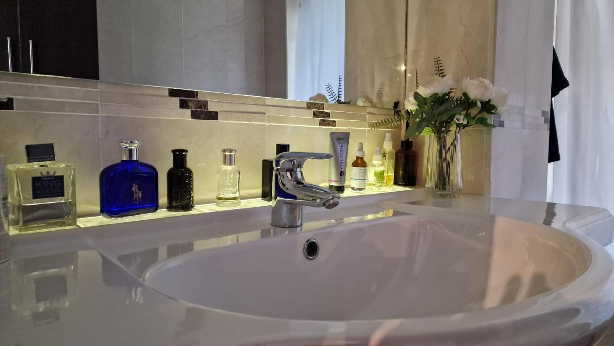 Cosy In The Heart Of Nueva Andalucia Marbella