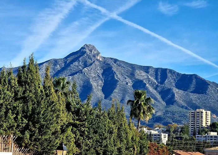 Cosy Apartment In The Heart Of Nueva Andalucia